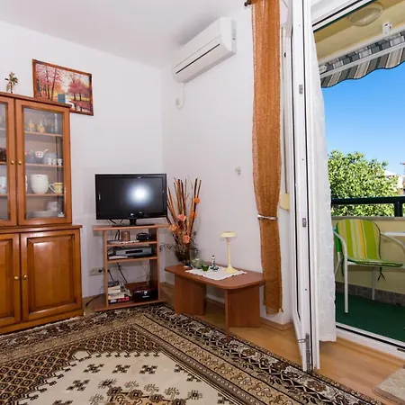 Apartment Katic *